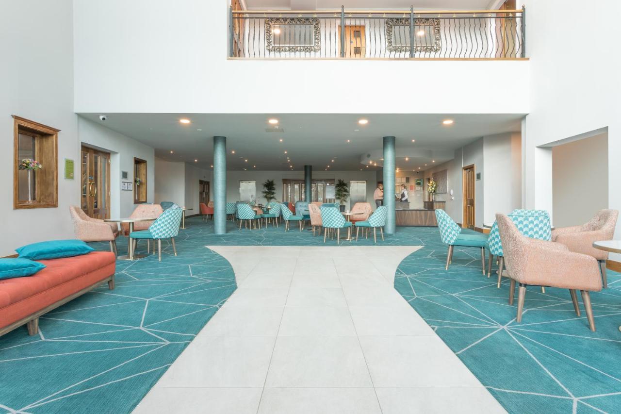 Mcwilliam Park Hotel Claremorris Exterior foto